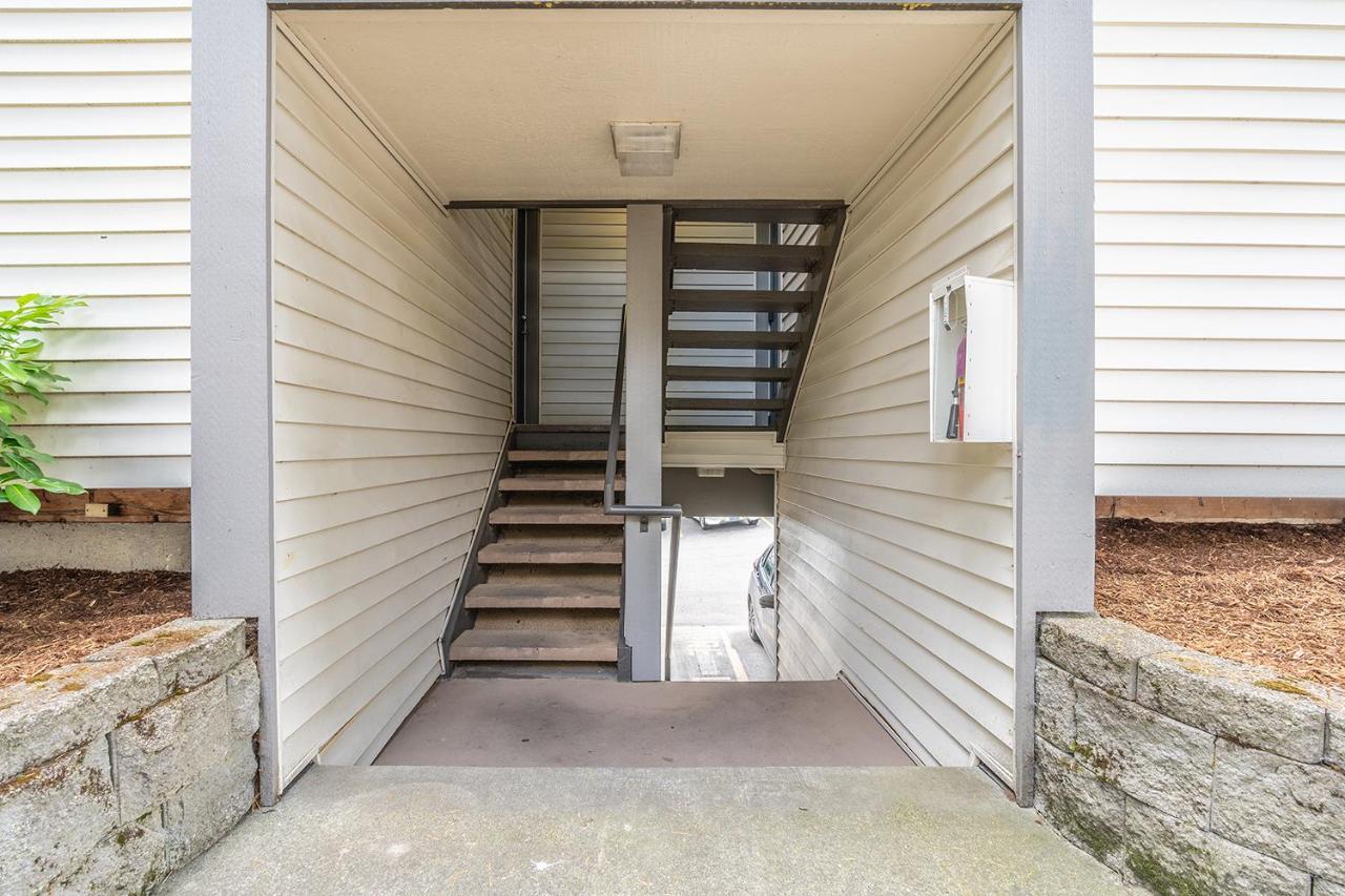 Beautiful And Cozy One Bedroom Apartment -Wifi, Bbq, Patio, Dog Park, Close To Greenlake And Northgate Сиатъл Екстериор снимка